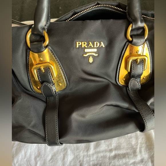 Authentic- PreOwned Prada, Nylon Bag, Excellent Condition - Picture 10 of 13